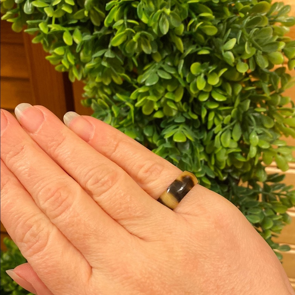Natural Horn Ring Size 5